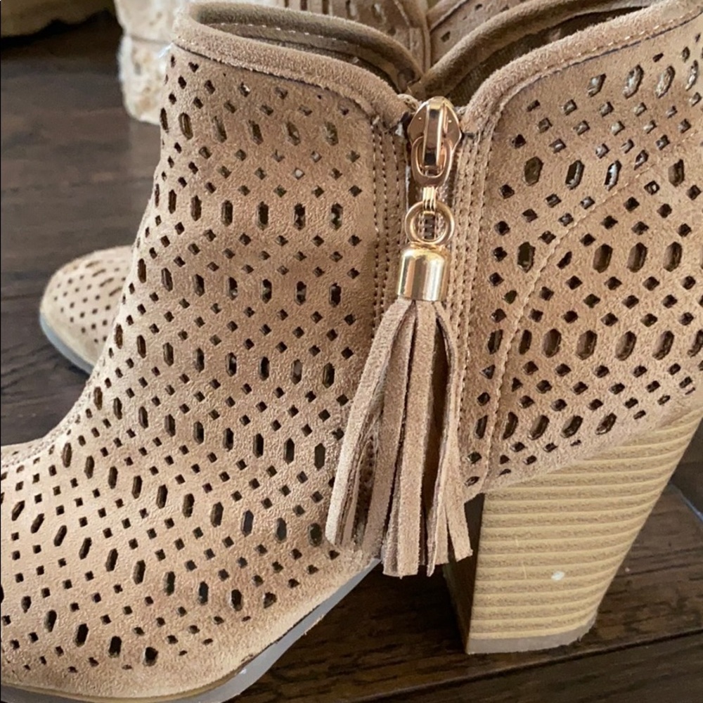 Suede booties - Picture 4 of 5